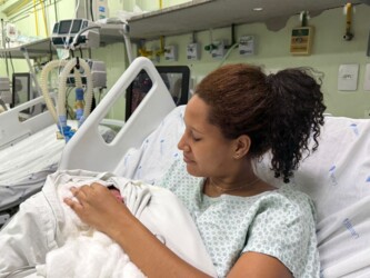 parto-inesperado-no-pa-sao-pedro-reforca-preparo-da-equipe-e-compromisso-com-a-vida